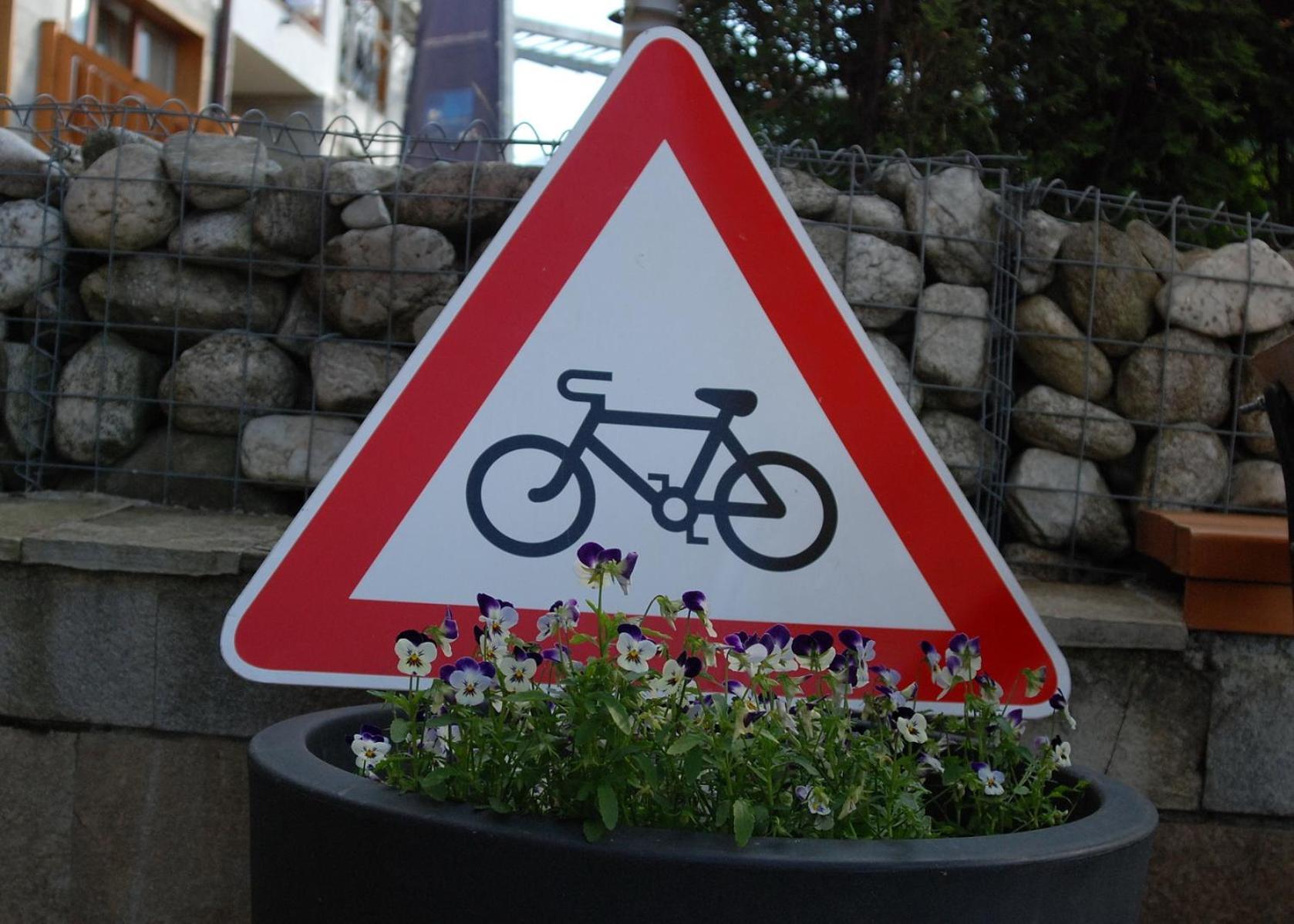White Lavina - Ski, Bike, Hike Bansko Exterior foto